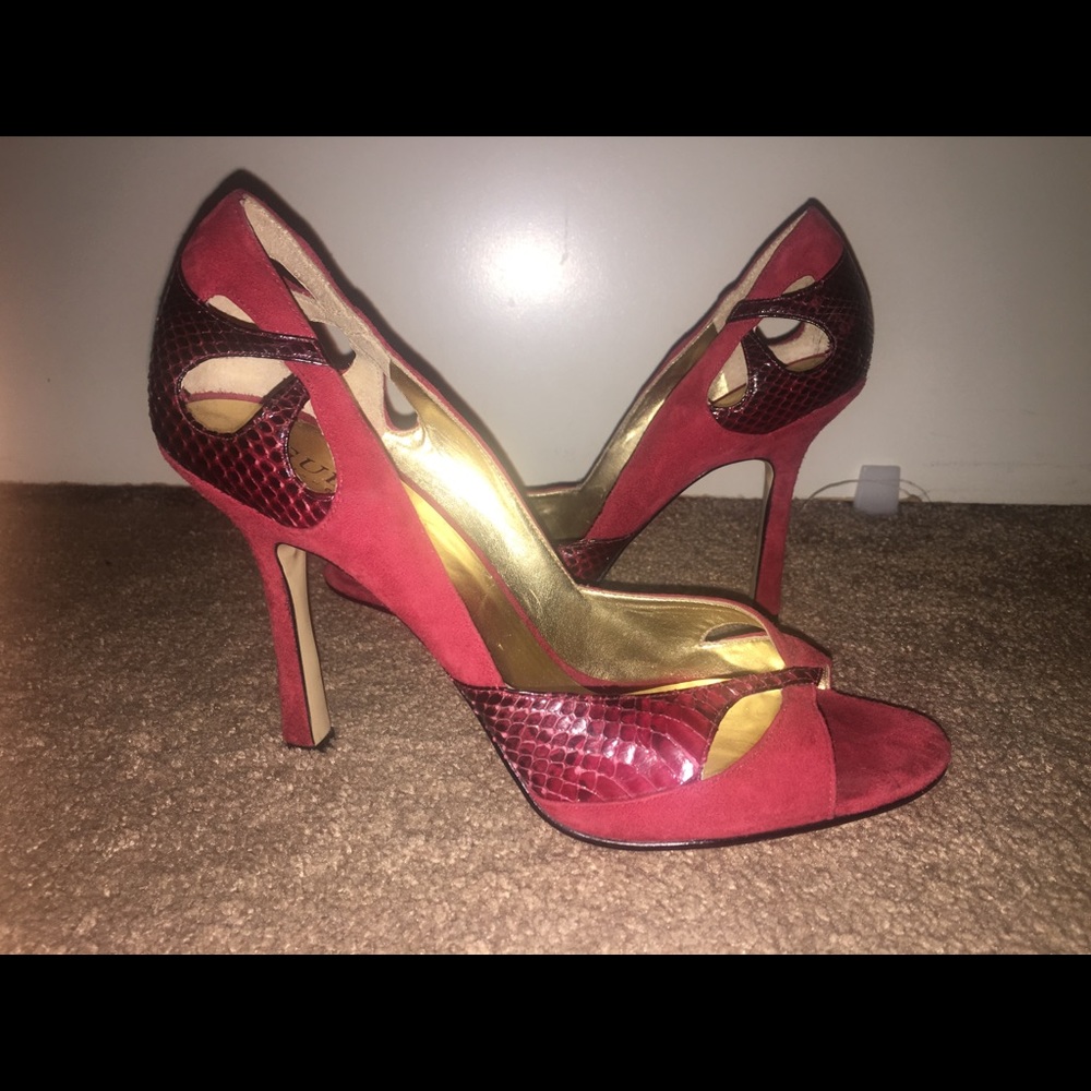 Red Gυeѕѕ Heelѕ